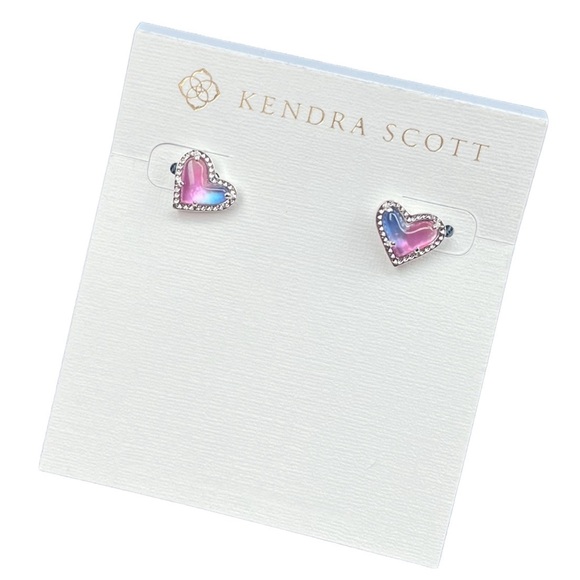 Kendra Scott Framed Ari Silver Heart Stud Earrings - Picture 5 of 8